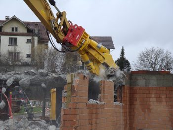 Sprengung Bauernhaus auf dem Firmenareal – 2017